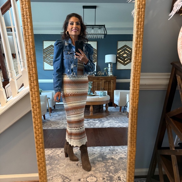 Meet your Posher, Ann - Picture 2 of 4